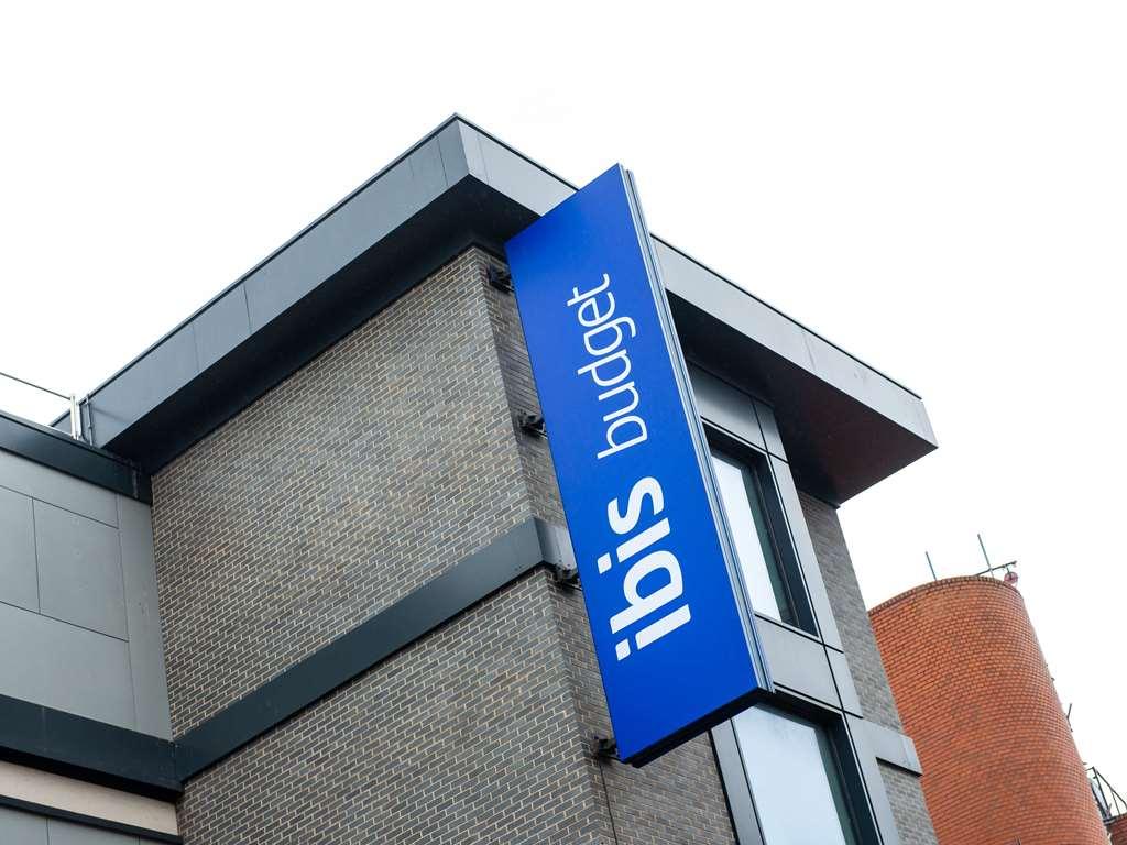Ibis Budget London Bromley Centre ภายนอก รูปภาพ